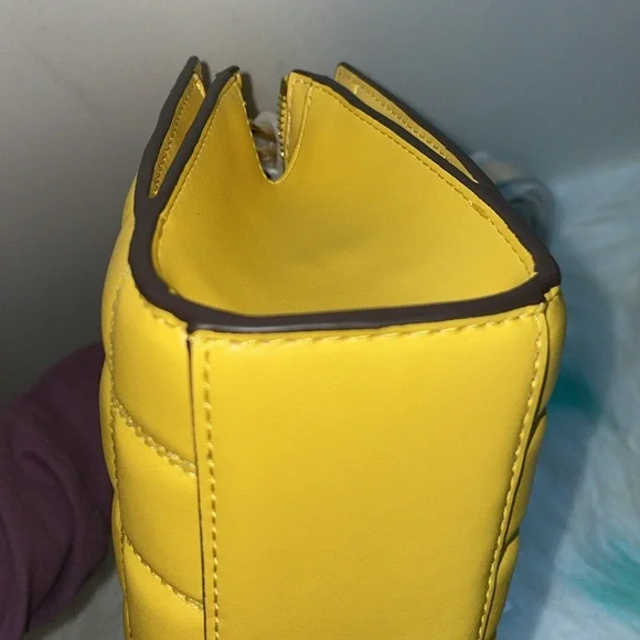 NWT Michael Kors ‘Sheila’ Small Center Zip Non-Leather Satchel - Picture 5 of 14